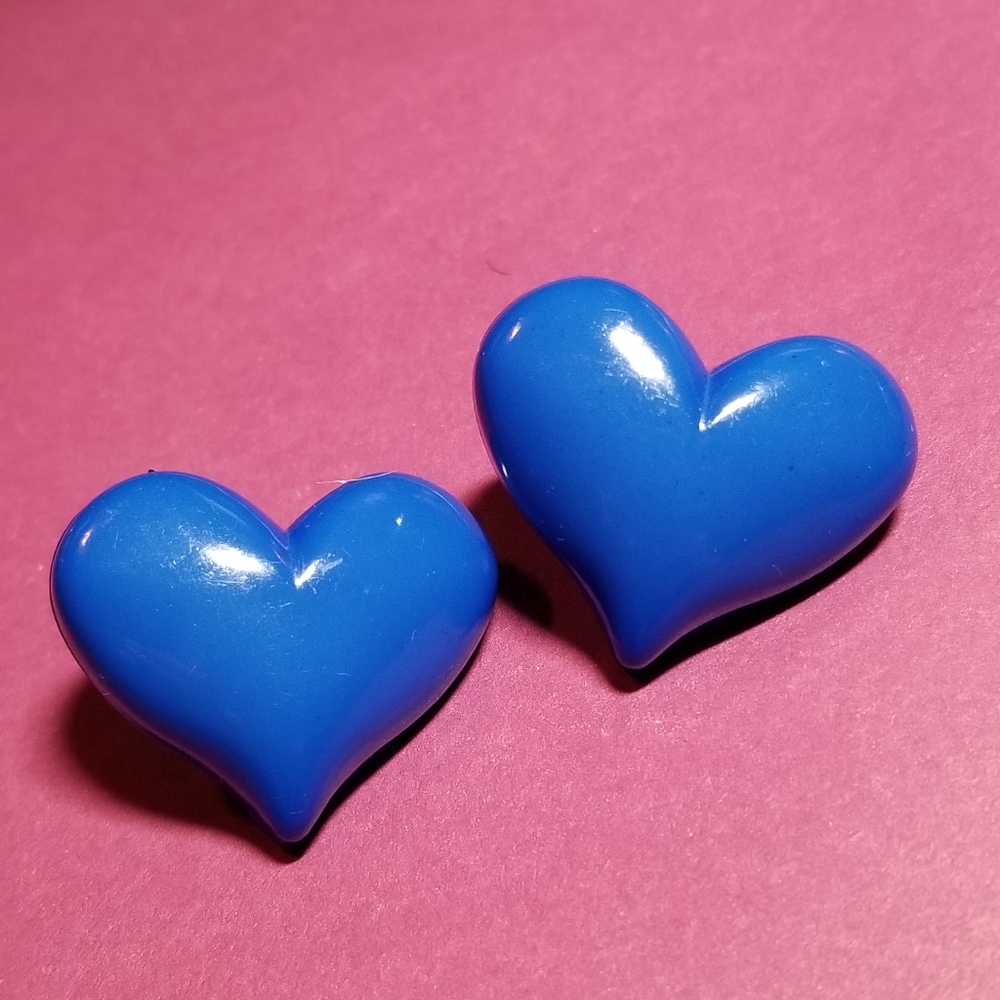 Blue puffy heart earrings plastic pierced post love chunky